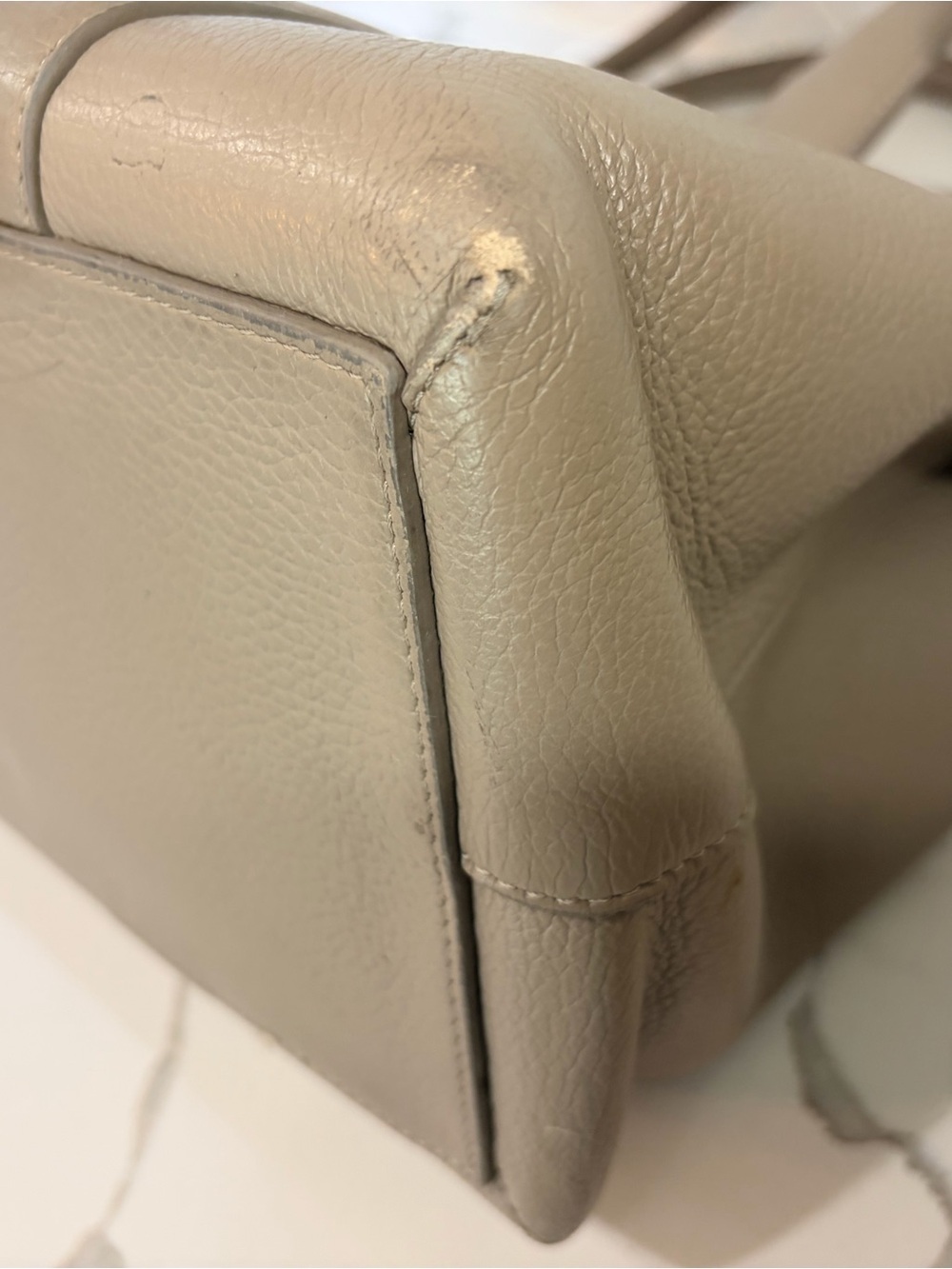 Cuyana Trapeze Pebbled Leather Satchel Flap Tote Taupe Top Handle Crossbody - Picture 13 of 16